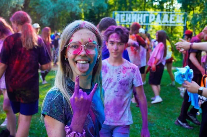 Детский спортивно-оздоровительный лагерь Ленинградец — территория и общий вид