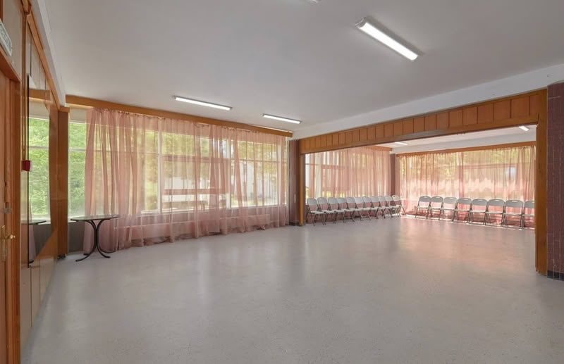 Хореографический зал №1 ДОЛ «Дружба»