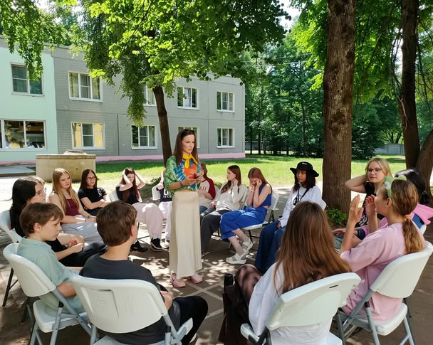Лингвистическо–приключенческий международный лагерь Планета Английского и Китайского