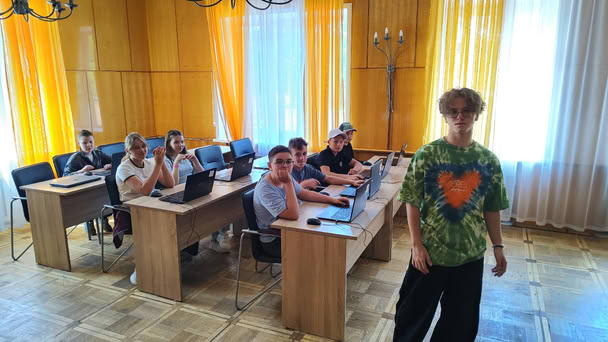 Лингвистическо–приключенческий международный лагерь Планета Английского и Китайского