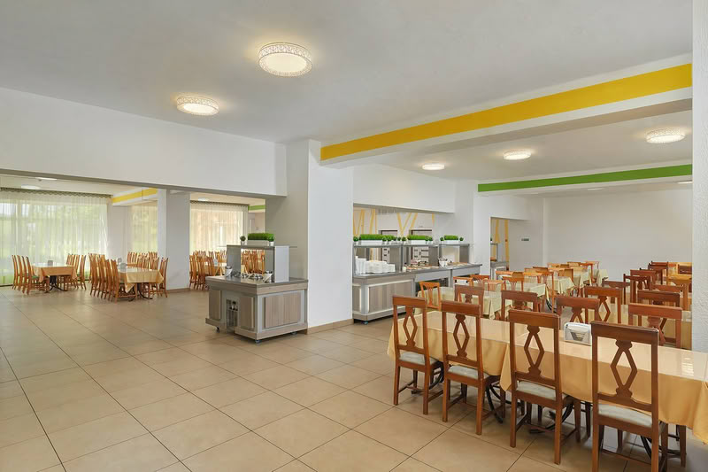 Столовая в здании клуба-столовой